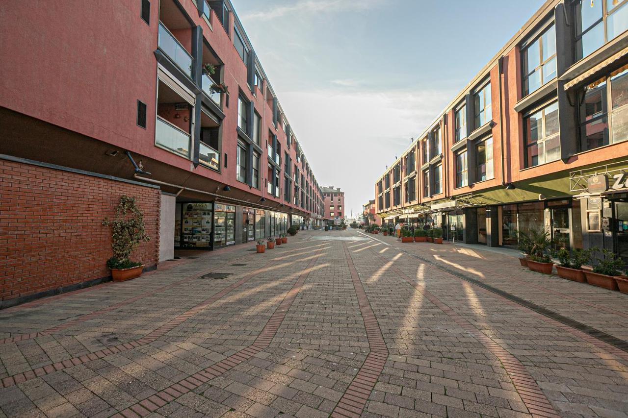 Real Italian Estate - Red Coral Apartment เจนัว ภายนอก รูปภาพ