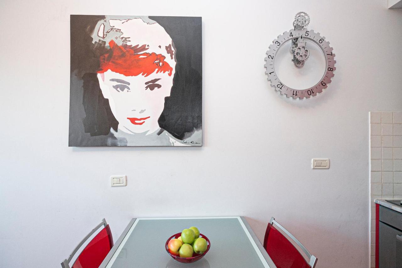 Real Italian Estate - Red Coral Apartment เจนัว ภายนอก รูปภาพ