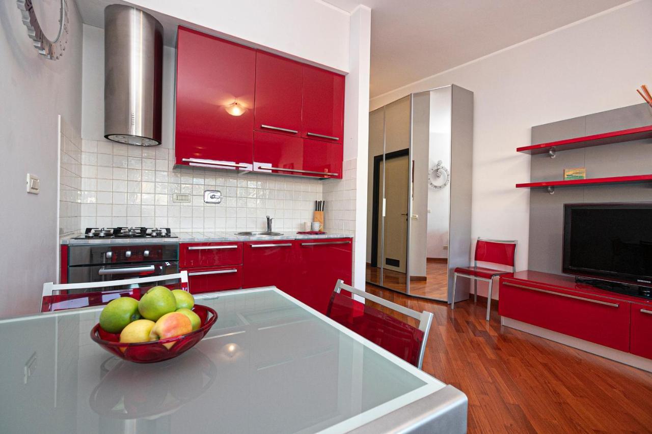 Real Italian Estate - Red Coral Apartment เจนัว ภายนอก รูปภาพ